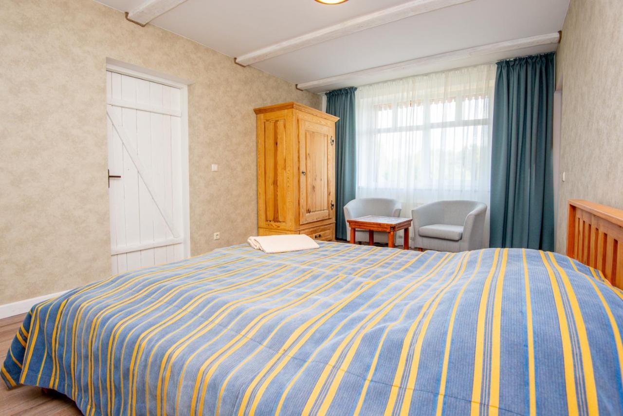 Laukdvaris Laukzeme Esterno foto