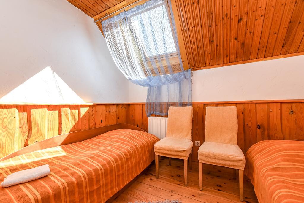 Laukdvaris Laukzeme Esterno foto